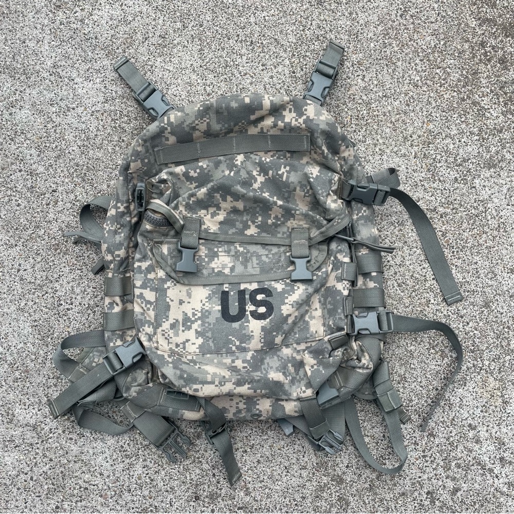 Molle II Assault Pack USGI Modular Lightweight Load Carrying Equipment Backpack
